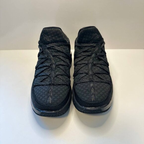 Nike LeBron 17 Low “Triple Black” Men’s Basketball Shoes – Size US 8 / EUR 41 - Picture 4 of 9